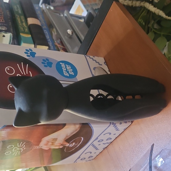 Purrfect Wine Glass & Corkscrew - Picture 8 of 8